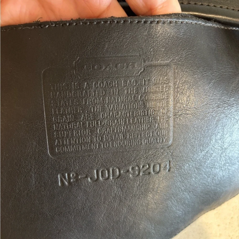 Coach 90s Vintage Court Leather Crossbody 9204 Bag Purse Black Zip Close